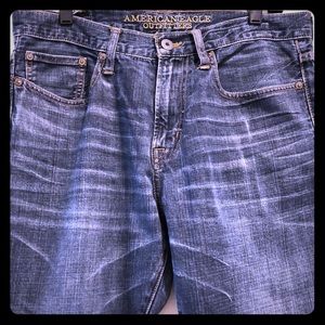 American Eagle Relaxed Straight Jeans 32x30